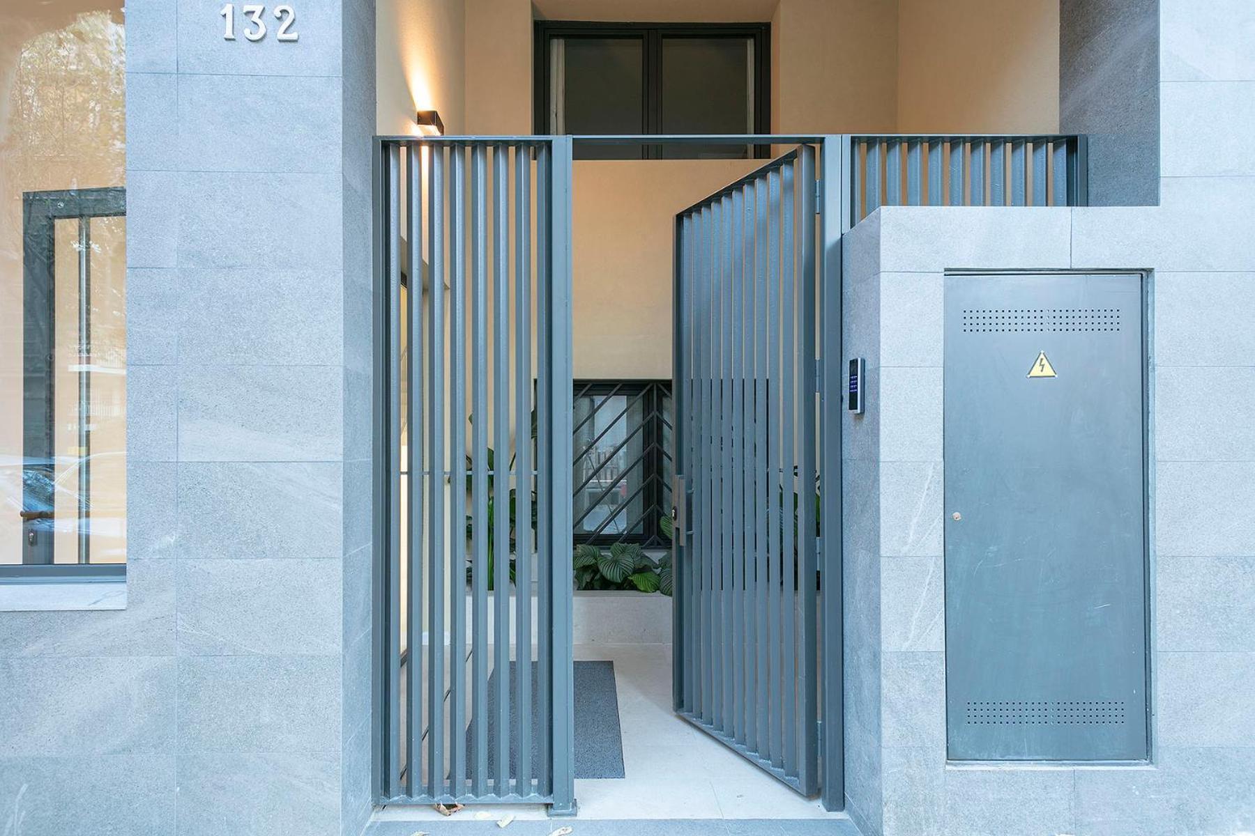 Your Home - Camp Nou Apartment L’Hospitalet de Llobregat Exterior foto